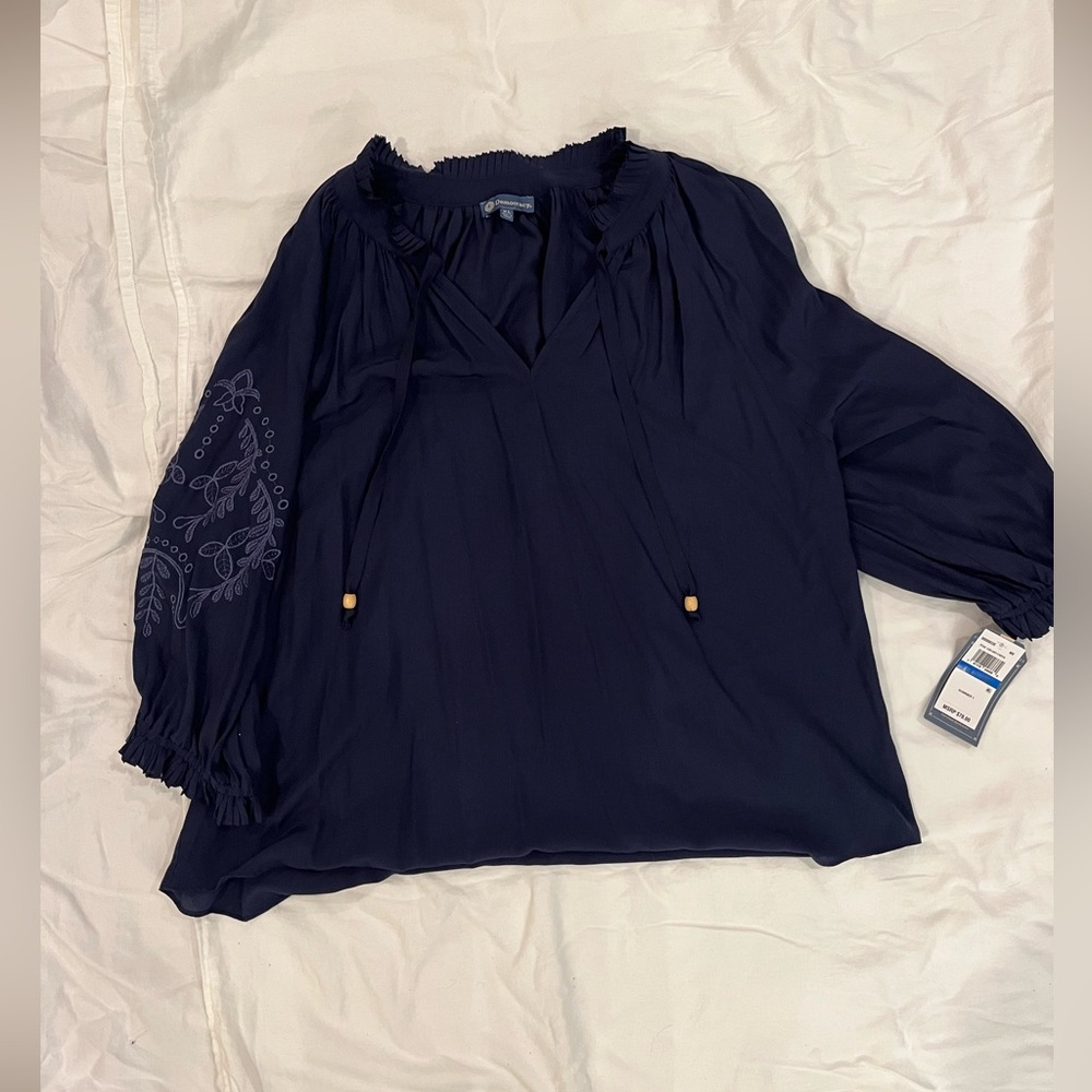 NEW WITH TAGS Democracy Top Size XL